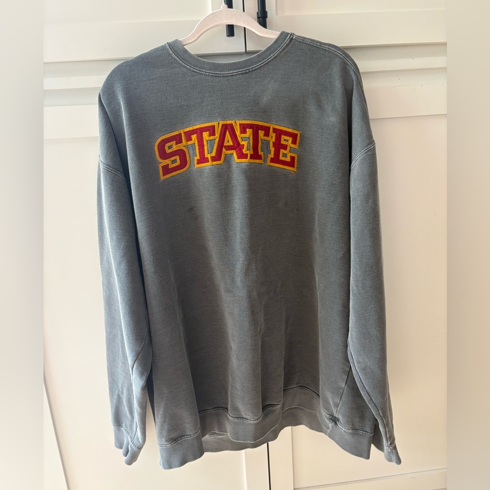 Vintage Gray STATE crewneck Sweatshirt (likely Iowa)
